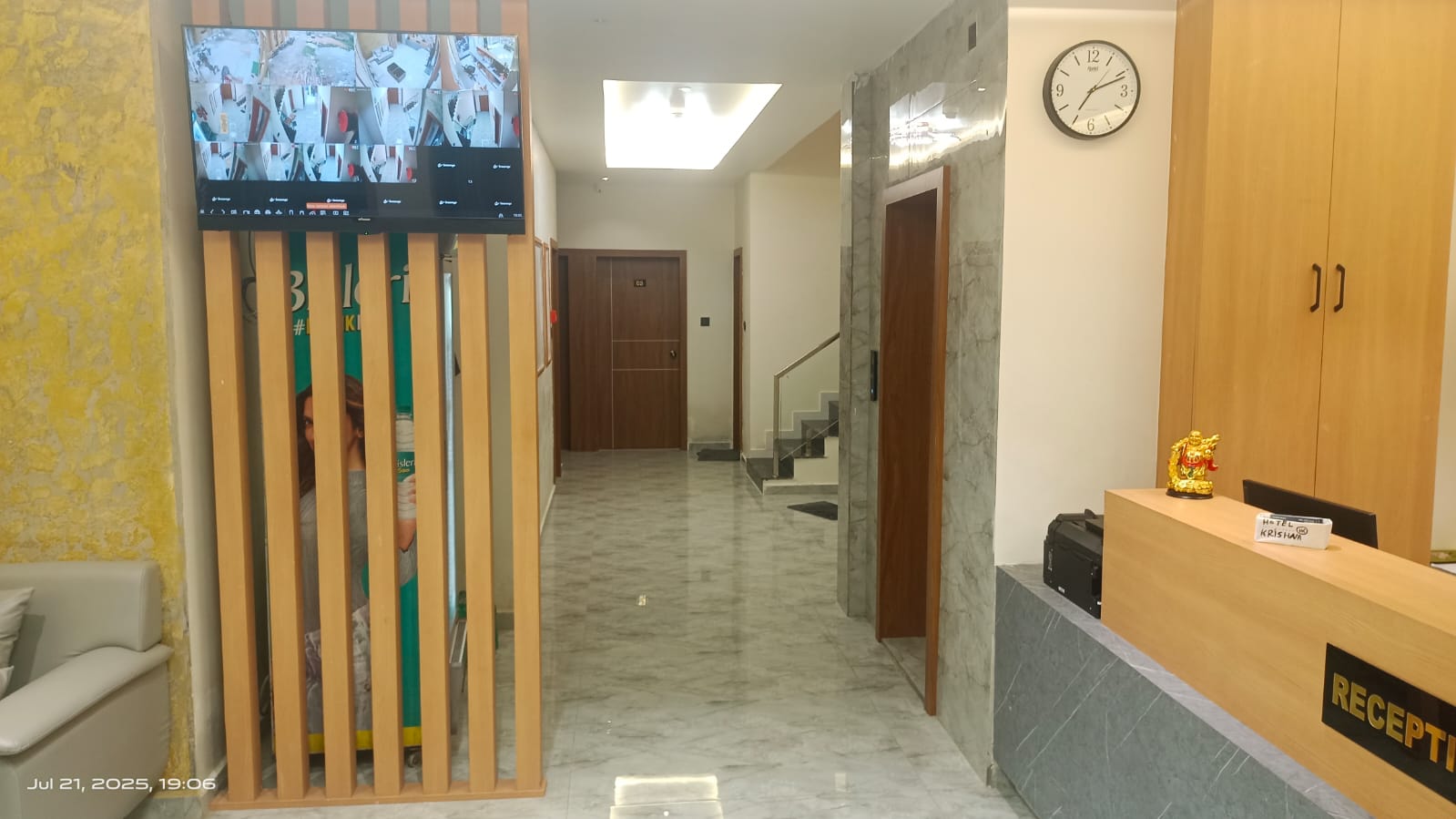 Lobby Hotel Krishnay Somnath